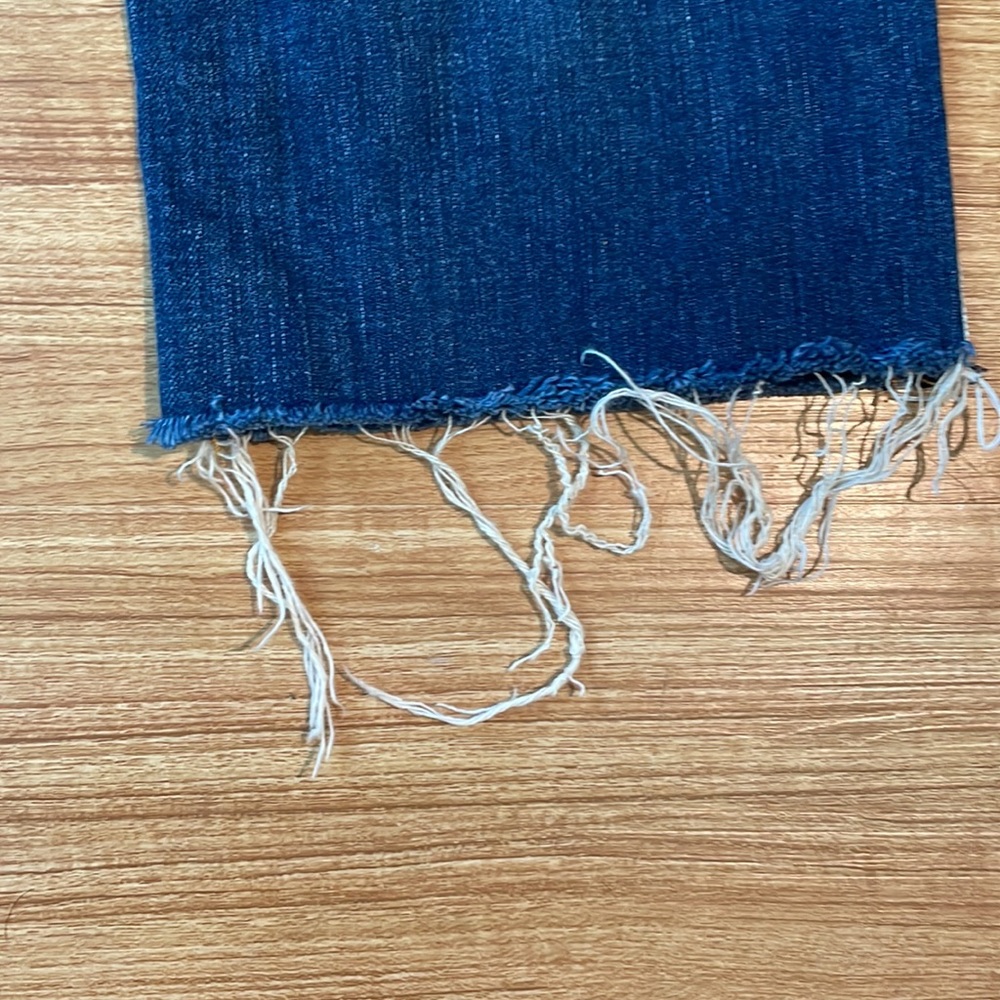 [6397] Cropped Jeans - Picture 5 of 9